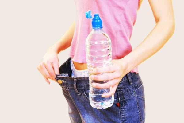 Почему для похудения надо пить много воды
