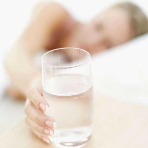 Зачем много пить воды когда болеешь